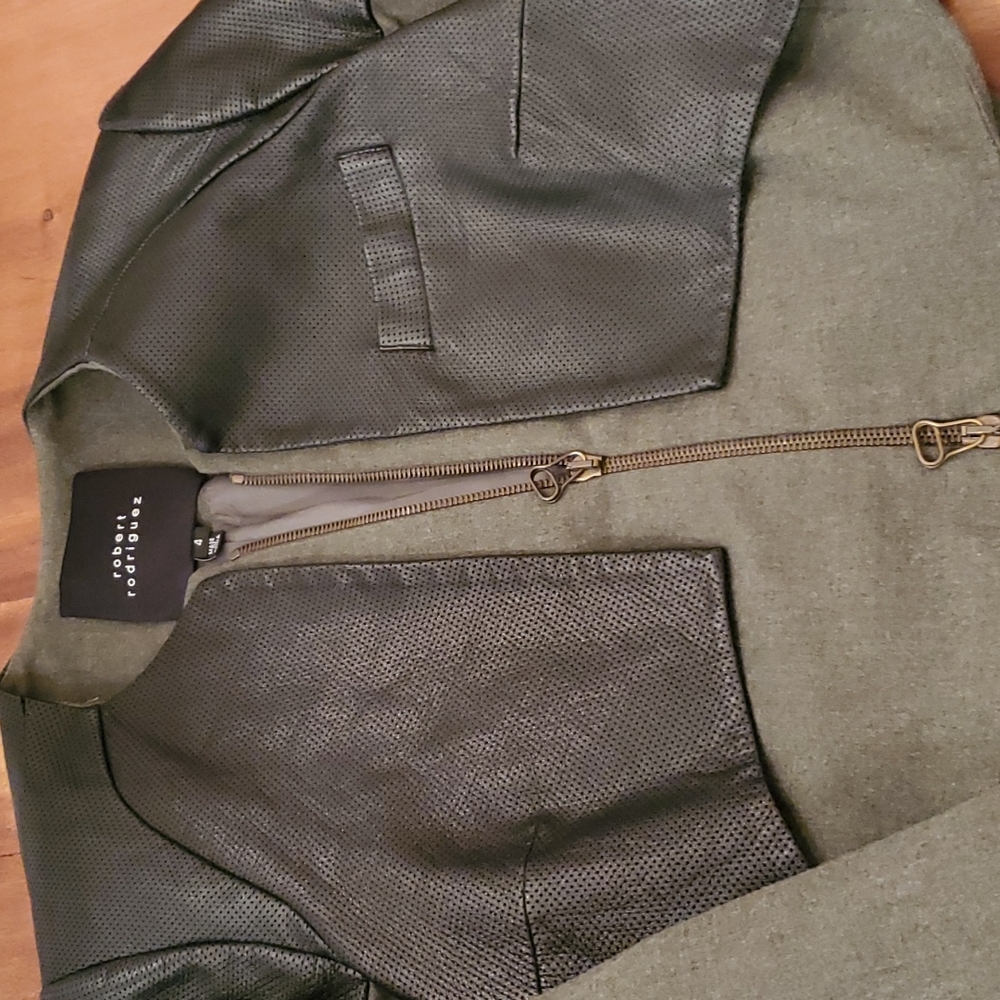 Jacket - Picture 2 of 5